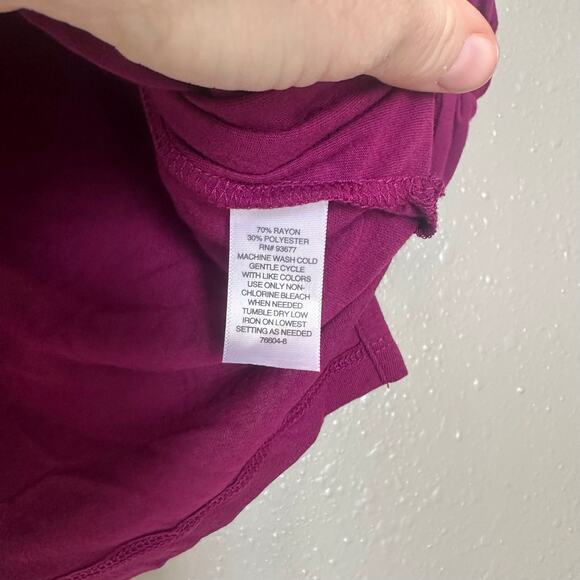 Liz Claiborne berry purple top size small new with tag - Picture 2 of 6